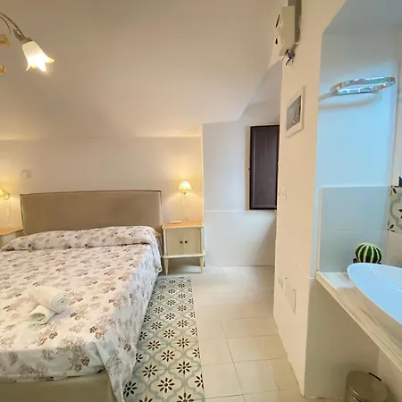 Antica Maisonette S Giovanni Centro Storico Галлиполи