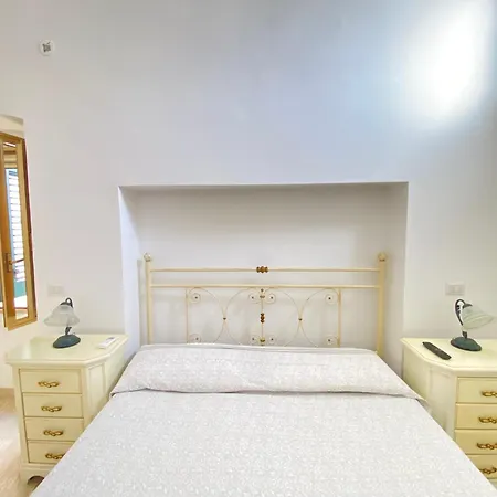 Апартаменты Antica Maisonette S Giovanni Centro Storico